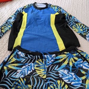 Woman's XL Swim Set - Blue and Yellow Tropical Design with built in bra support.